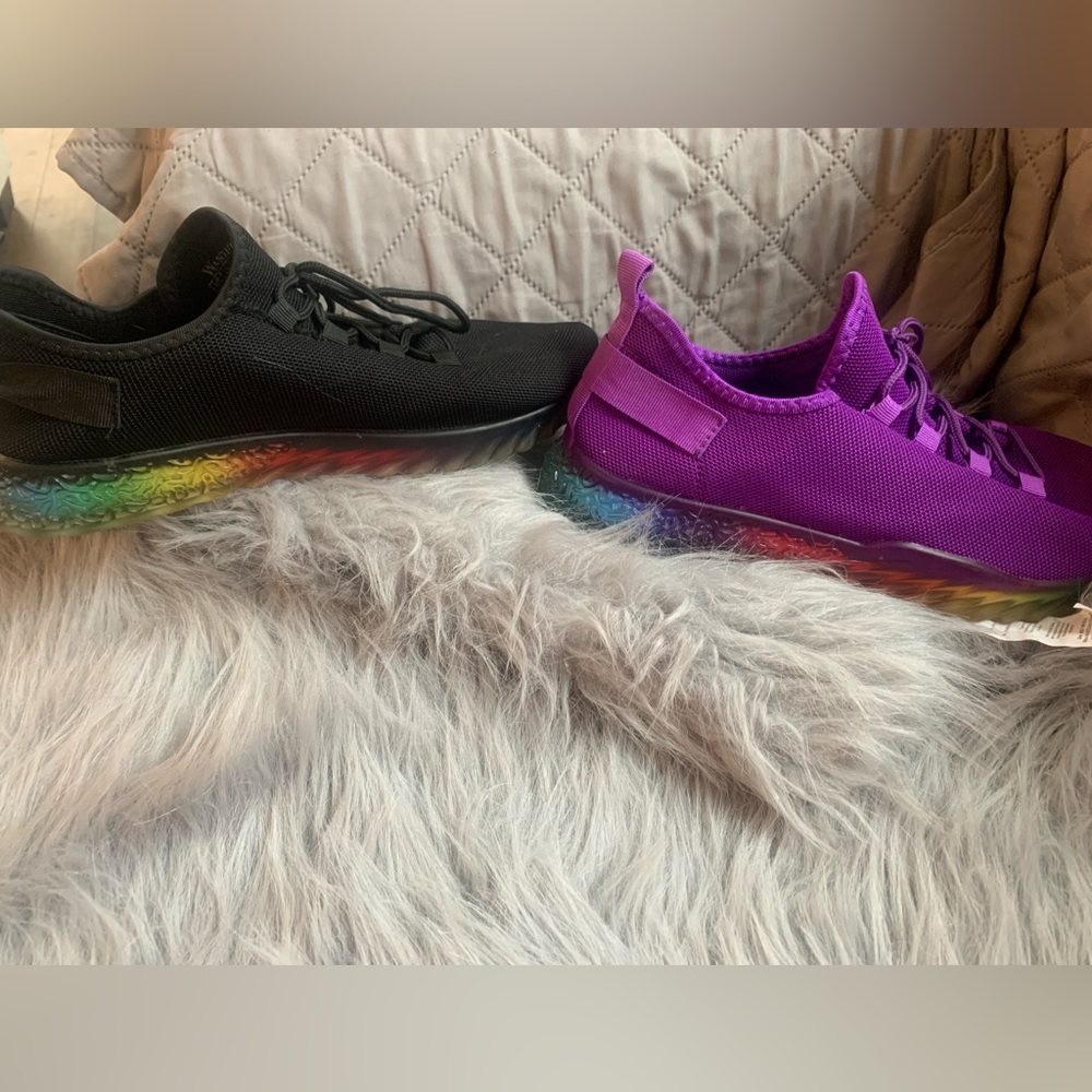 Women’s black rainbow running shoes size 10
